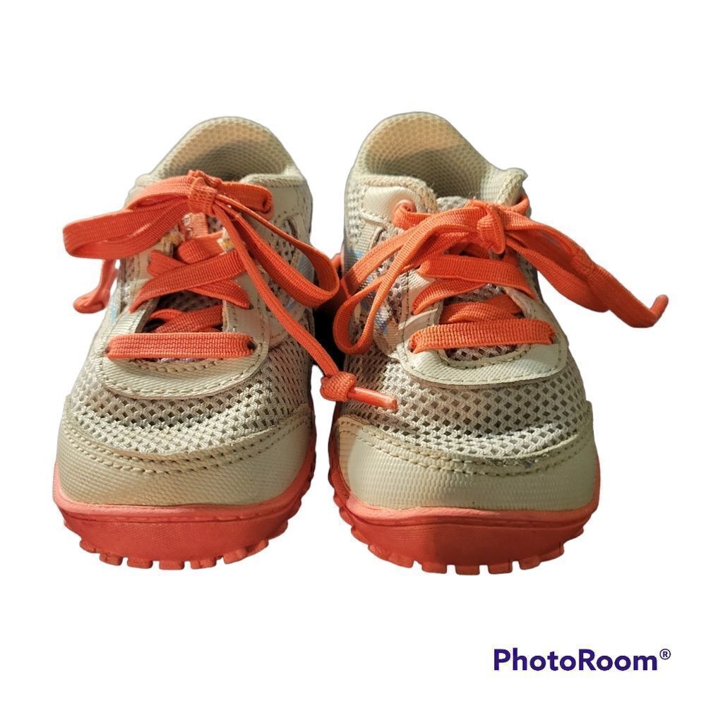 Reebok sneakers toddler size 4.  ^